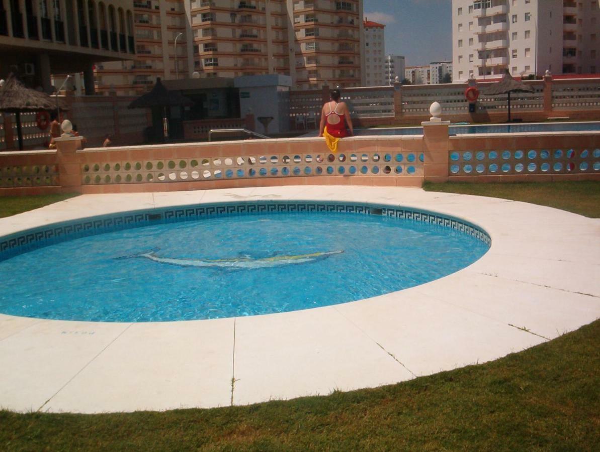 Apartamento Valdelagrana เอลปูแอร์โต เด ซานตามาริอา ภายนอก รูปภาพ